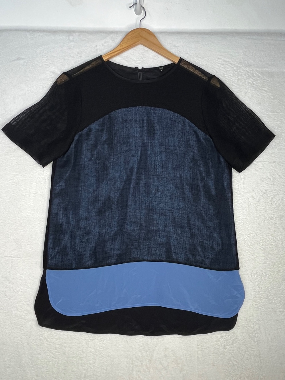 Tibi Black/Blue Mesh Sheer Short Sleeve Blouse Luxury New York Minimalist sz 8